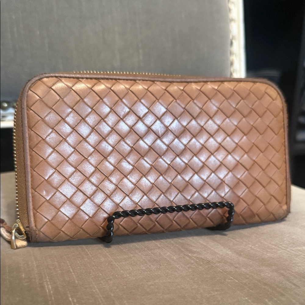 Bottega Veneta Intrecciato Leather Zip-Around Continental Wallet